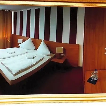 Hotell Relax 3*