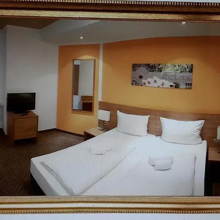 Relax Hotel 3*