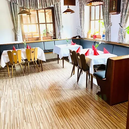酒店 加斯霍夫林斯奈尔酒店 3*