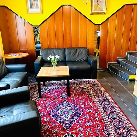 Relax Hotel